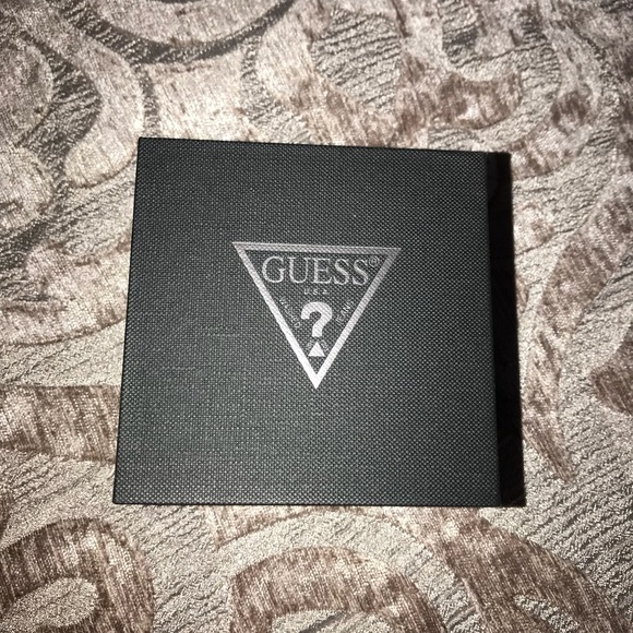 Guess watch - Picture 3 of 3